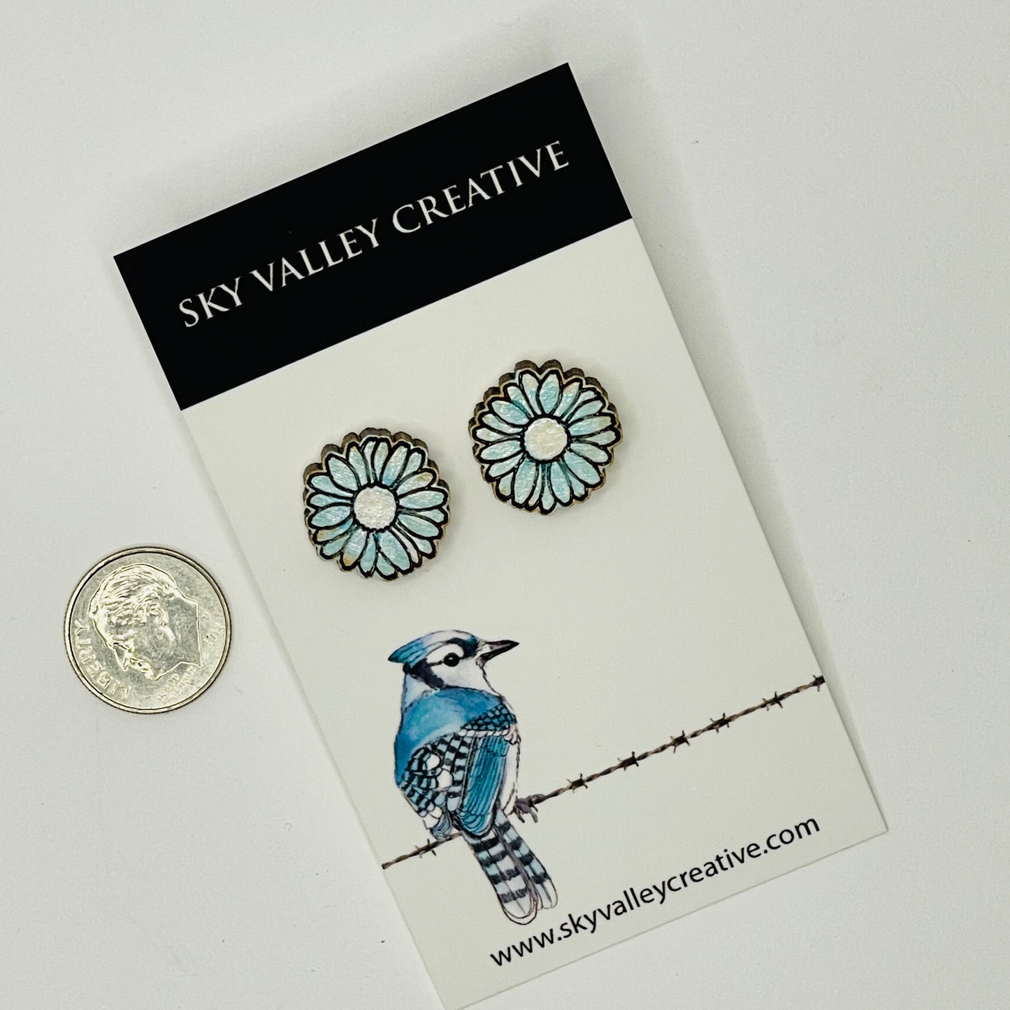 Daisy Post Earrings